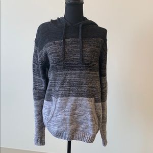 Men’s hooded sweater